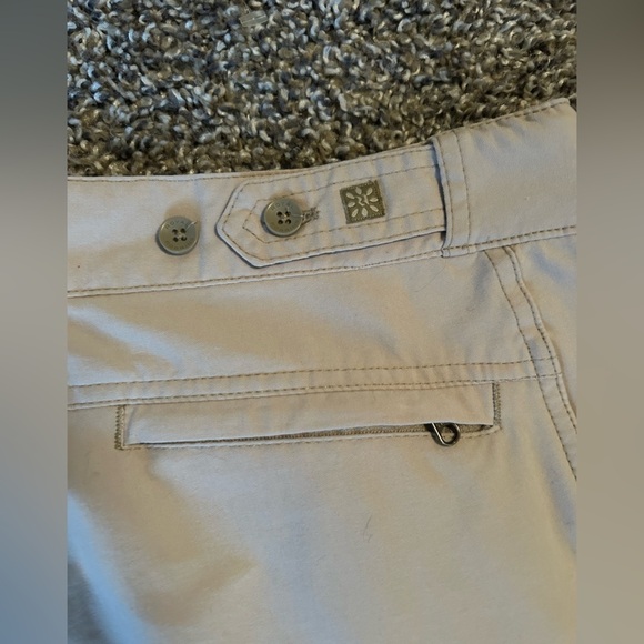 5/$25 Royal Robbins women’s khaki convertible hiking pants/capri size 6 - Picture 11 of 12